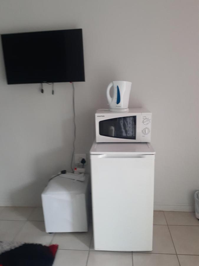 Ruros Guest House Kempton Park Extérieur photo